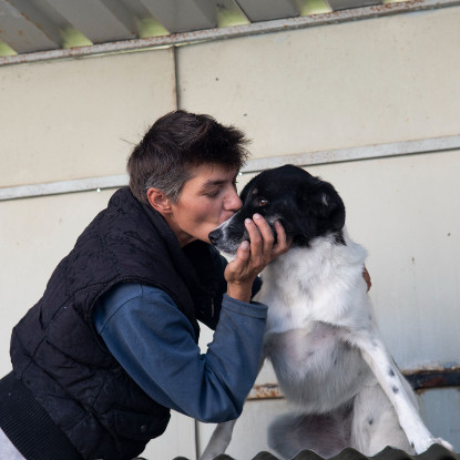 Adopter Victoria