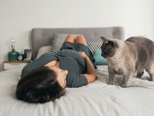Grossesse et toxoplasmose : faut-il vraiment se méfier de son chat ?