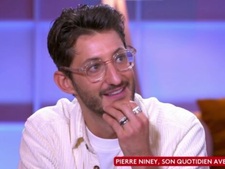 Pierre Niney raconte les péripéties de son âne miniature