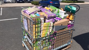 14/03/17 - Collecte nourriture chat auprès de notre partenaire Maxizoo