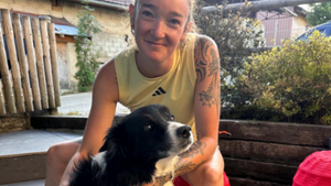 Aux JO d'hiver, ce chien vole la vedette à sa maîtresse, pourtant star dans sa discipline