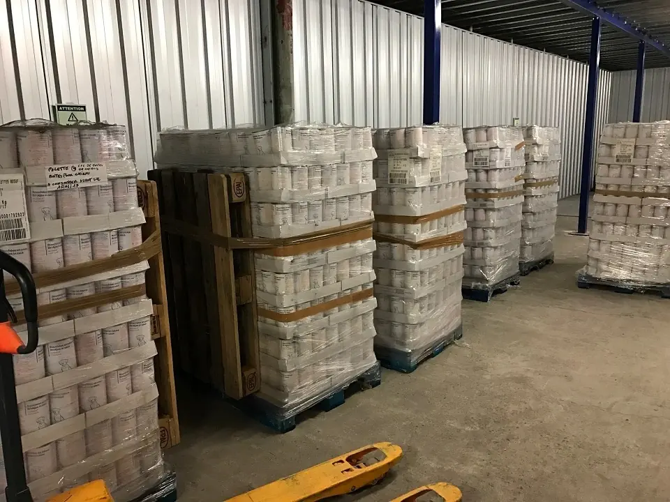 30/03/17 - Collecte de 6 792 boites de boulettes grâce à la SPA d’Oyonnax